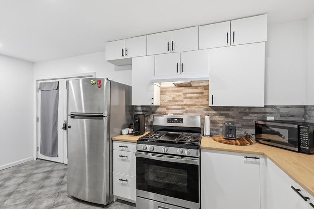 9829 Park Lane Court B, Dallas, TX 75220