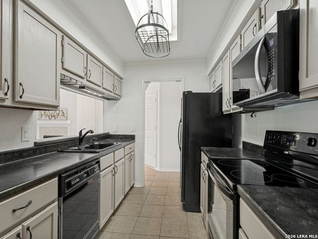 11839 Parliament St Apt 2424, San Antonio, TX 78216