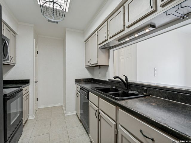 11839 Parliament St Apt 2424, San Antonio, TX 78216