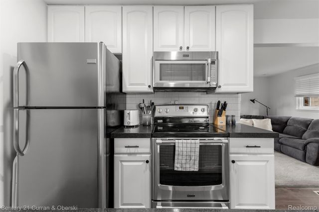 34204 Florence Street, Westland, MI 48185