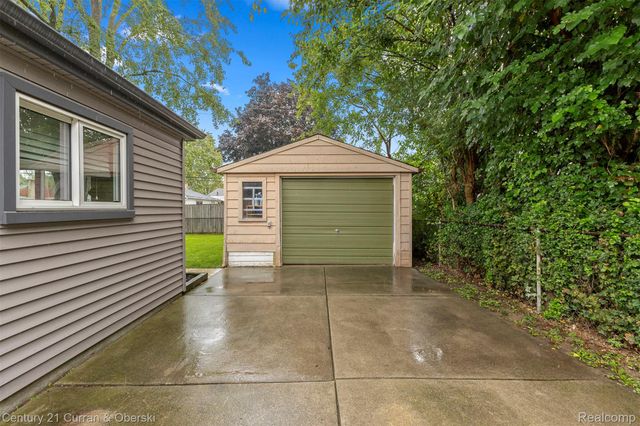 34204 Florence Street, Westland, MI 48185