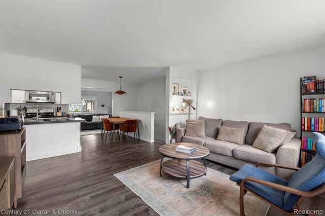 34204 Florence Street, Westland, MI 48185