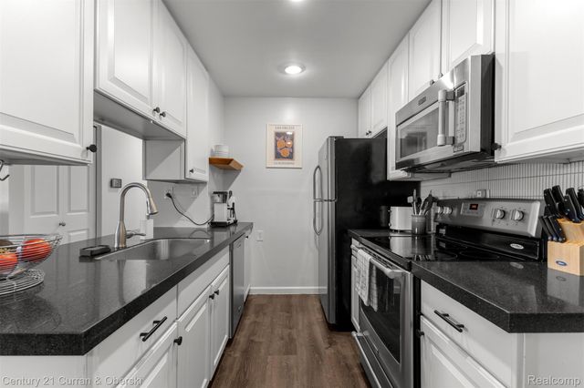 34204 Florence Street, Westland, MI 48185