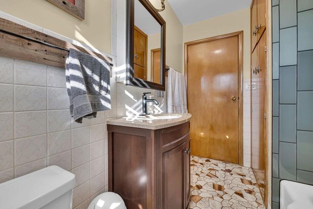 5320 52nd AVENUE, Kenosha, WI 53144