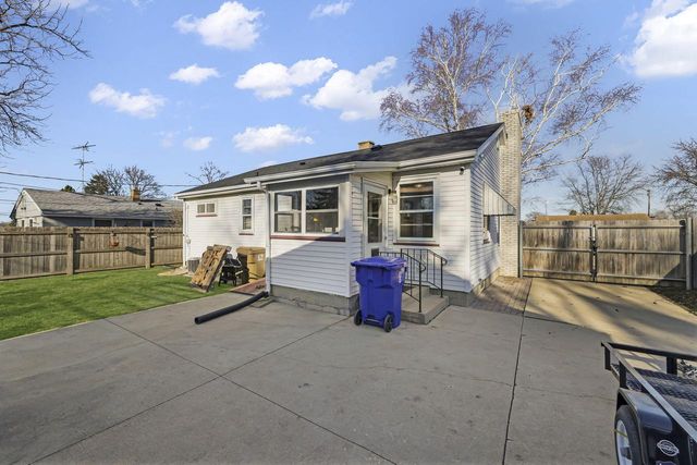 5320 52nd AVENUE, Kenosha, WI 53144