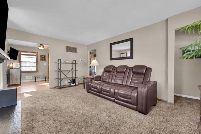 5320 52nd AVENUE, Kenosha, WI 53144