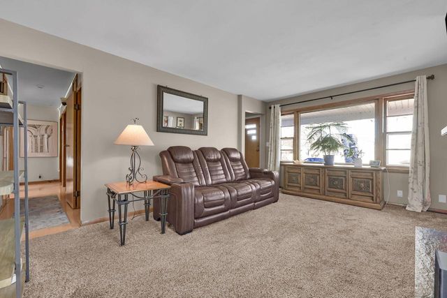 5320 52nd AVENUE, Kenosha, WI 53144