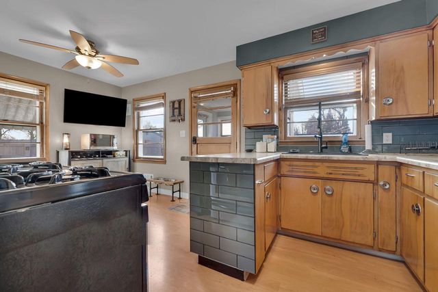 5320 52nd AVENUE, Kenosha, WI 53144