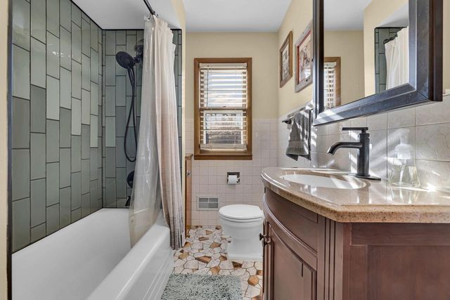 5320 52nd AVENUE, Kenosha, WI 53144