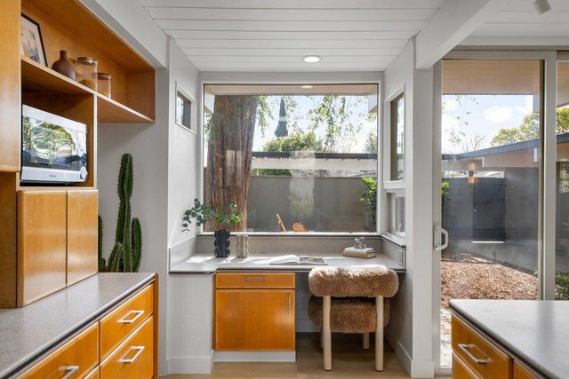 729 Stendhal Lane, Cupertino, CA 95014