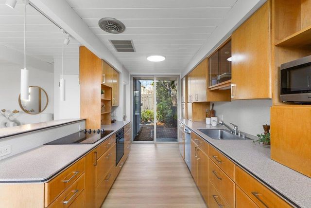 729 Stendhal Lane, Cupertino, CA 95014