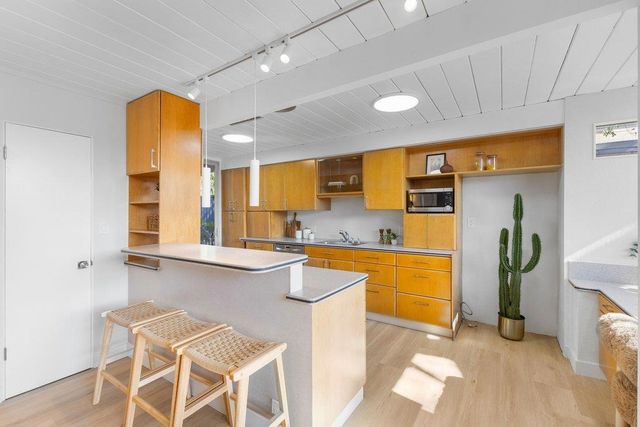 729 Stendhal Lane, Cupertino, CA 95014