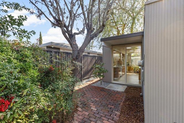 729 Stendhal Lane, Cupertino, CA 95014