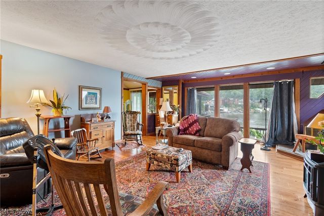 3867 Bay Path Drive, Akron, OH 44319