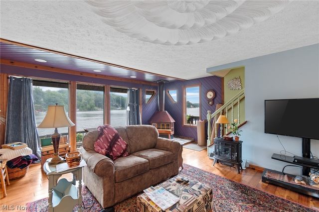 3867 Bay Path Drive, Akron, OH 44319