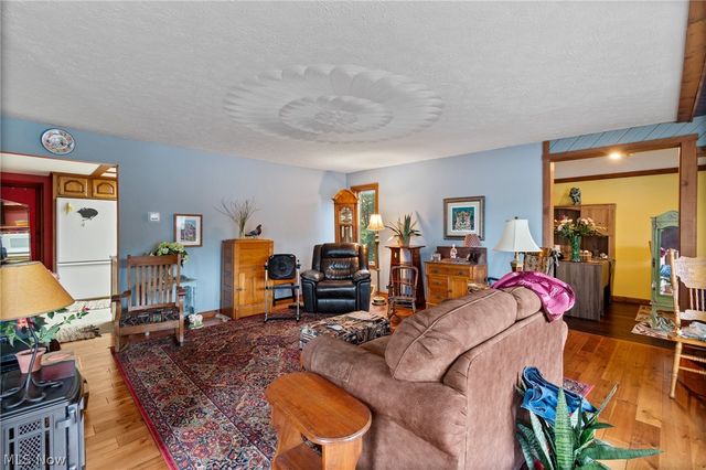 3867 Bay Path Drive, Akron, OH 44319