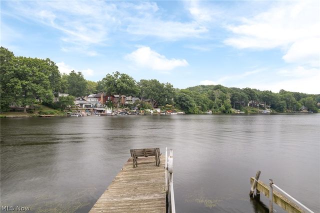 3867 Bay Path Drive, Akron, OH 44319