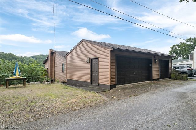 3867 Bay Path Drive, Akron, OH 44319