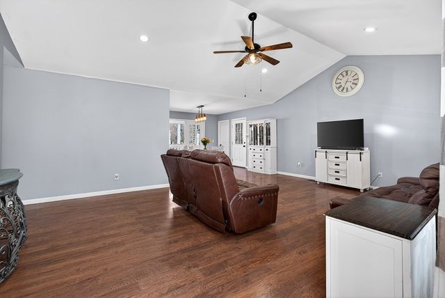 165 Richland Street, Calhoun, GA 30701