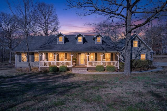 165 Richland Street, Calhoun, GA 30701