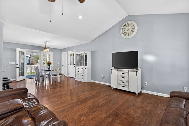 165 Richland Street, Calhoun, GA 30701