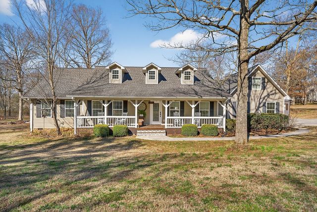 165 Richland Street, Calhoun, GA 30701