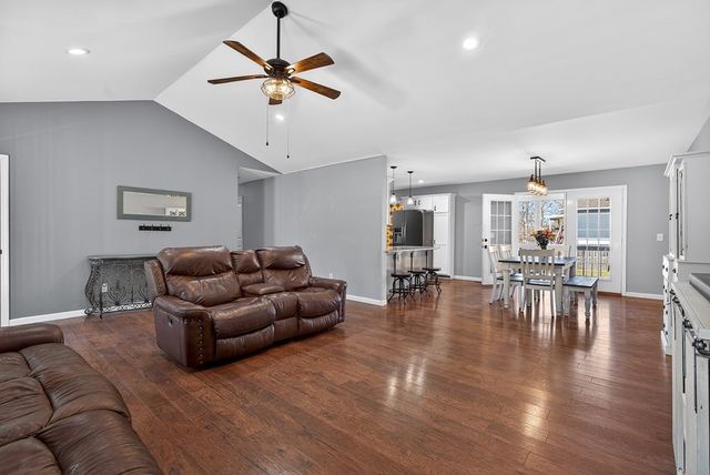 165 Richland Street, Calhoun, GA 30701