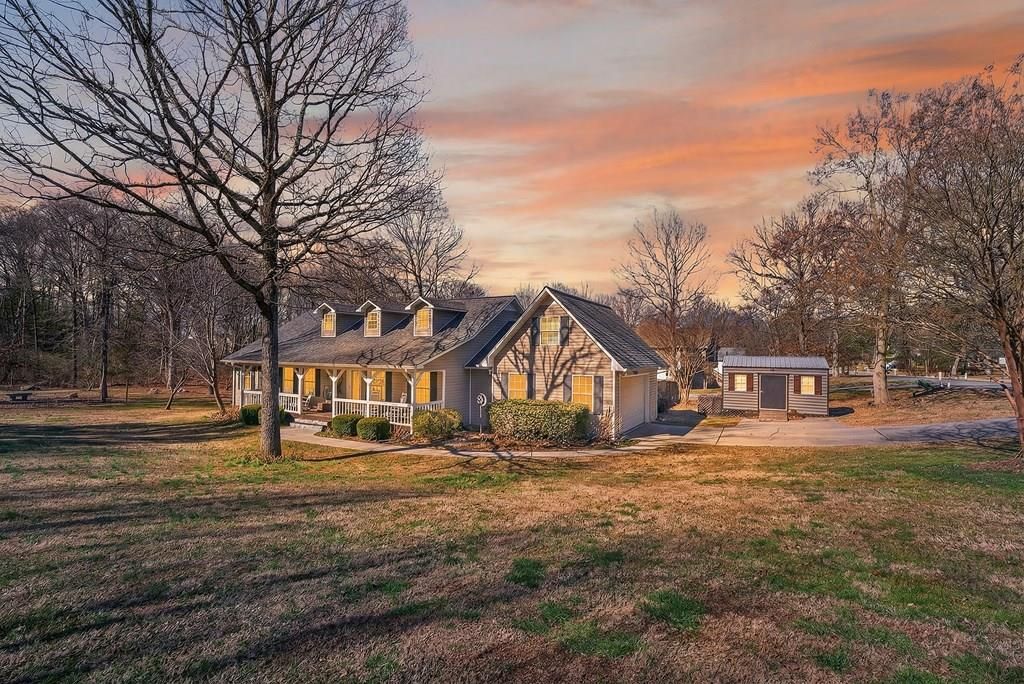 165 Richland Street, Calhoun, GA 30701