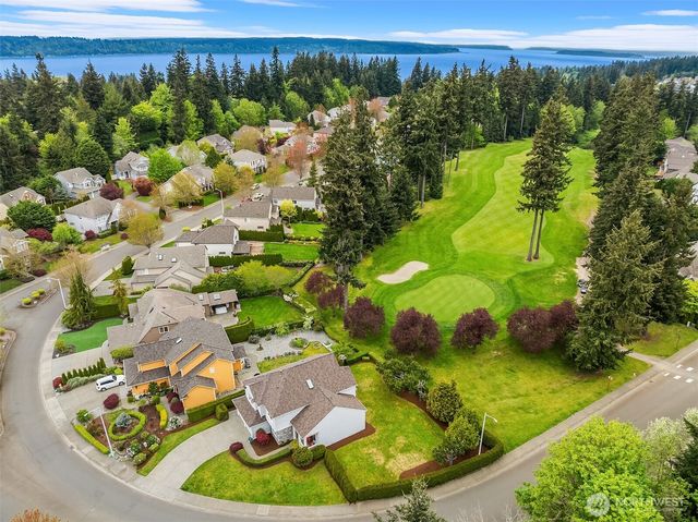 6308 Clubhouse Lane, Mukilteo, WA 98275
