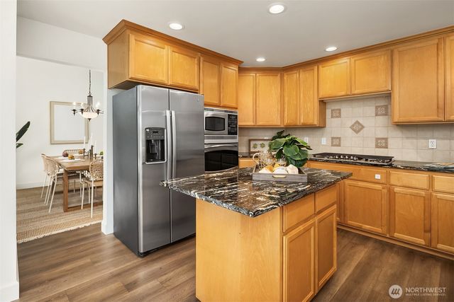 6308 Clubhouse Lane, Mukilteo, WA 98275