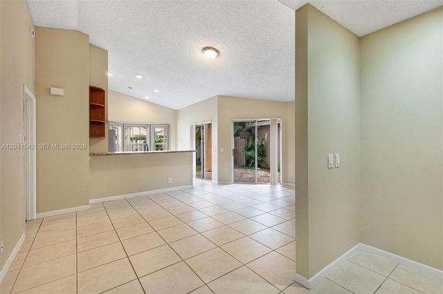 1513 Garden Rd, Weston, FL 33326