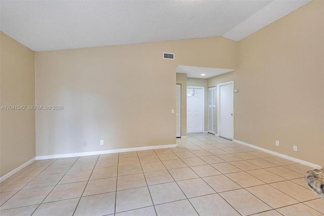 1513 Garden Rd, Weston, FL 33326