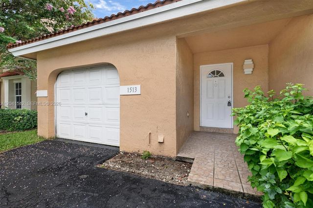 1513 Garden Rd, Weston, FL 33326