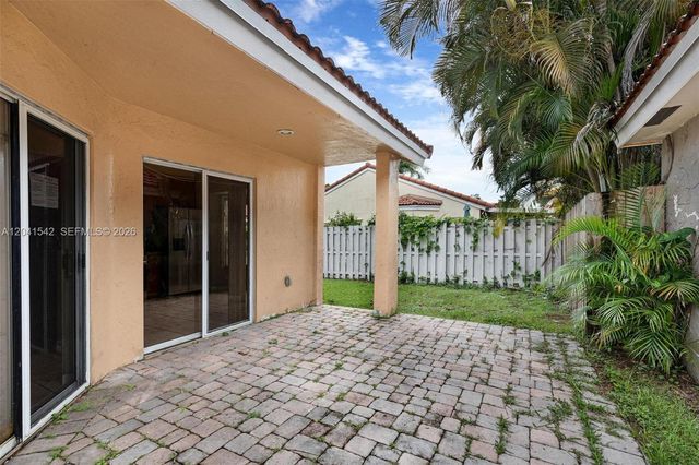 1513 Garden Rd, Weston, FL 33326