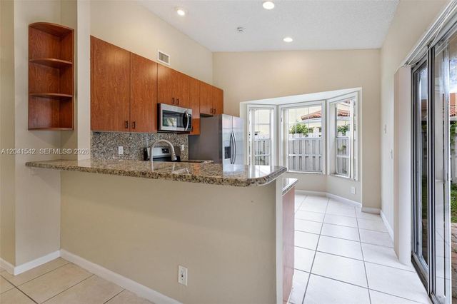 1513 Garden Rd, Weston, FL 33326