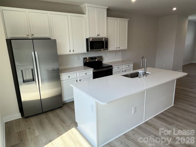 5013 Griers Hill Drive, Charlotte, NC 28273