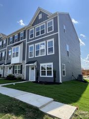 5013 Griers Hill Drive, Charlotte, NC 28273