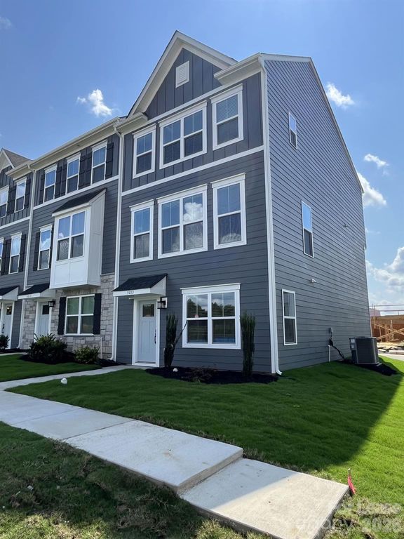 5013 Griers Hill Drive, Charlotte, NC 28273