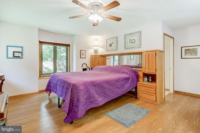 10 GROW RD, Honey Brook, PA 19344
