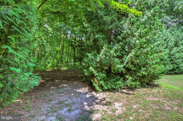 10 GROW RD, Honey Brook, PA 19344