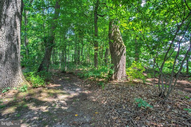 10 GROW RD, Honey Brook, PA 19344
