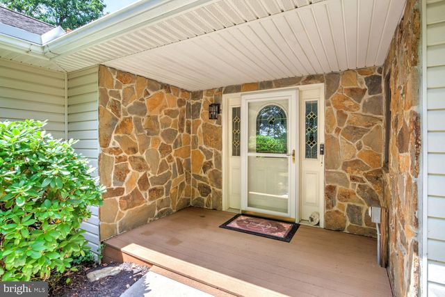 10 GROW RD, Honey Brook, PA 19344