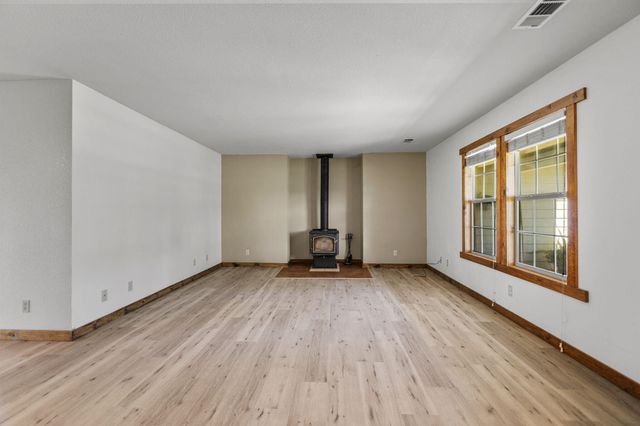 23290 Hogsback Road, Red Bluff, CA 96080