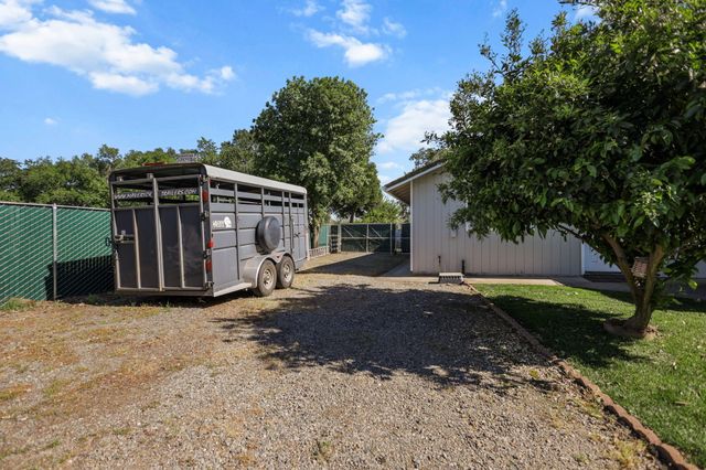 23290 Hogsback Road, Red Bluff, CA 96080