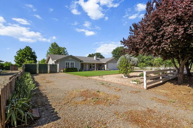 23290 Hogsback Road, Red Bluff, CA 96080