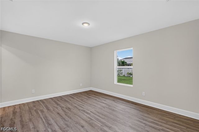411 NW 11th ST, Cape Coral, FL 33993