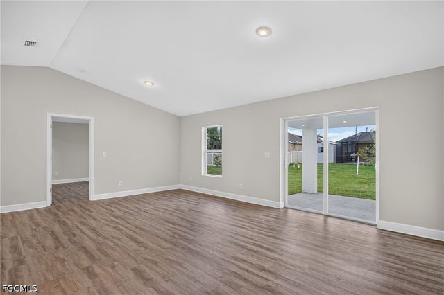 411 NW 11th ST, Cape Coral, FL 33993