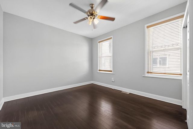 2541 S MOLE ST, Philadelphia, PA 19145