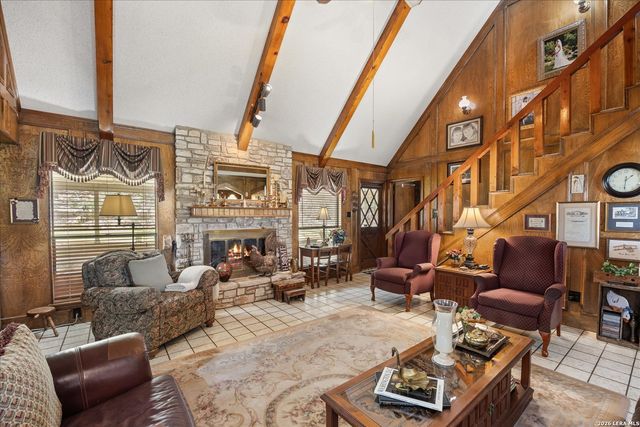 110 Indian Knoll, Boerne, TX 78006