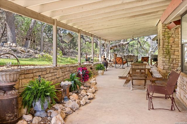 110 Indian Knoll, Boerne, TX 78006